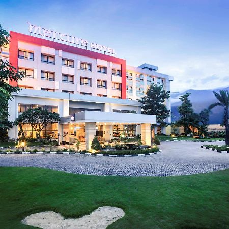 Mercure Palu Extérieur photo