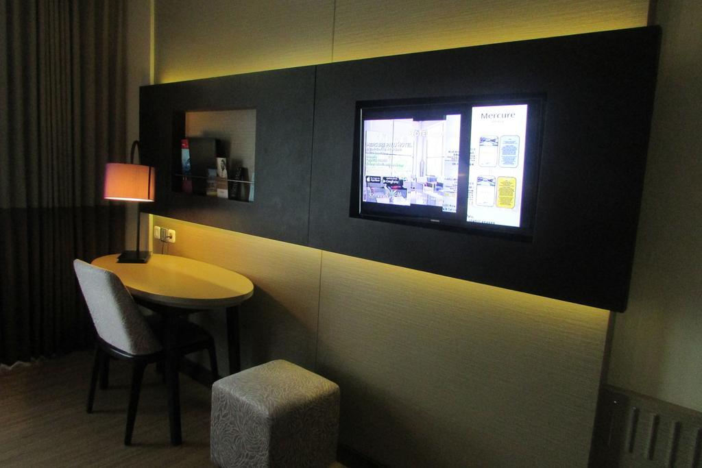 Mercure Palu Extérieur photo