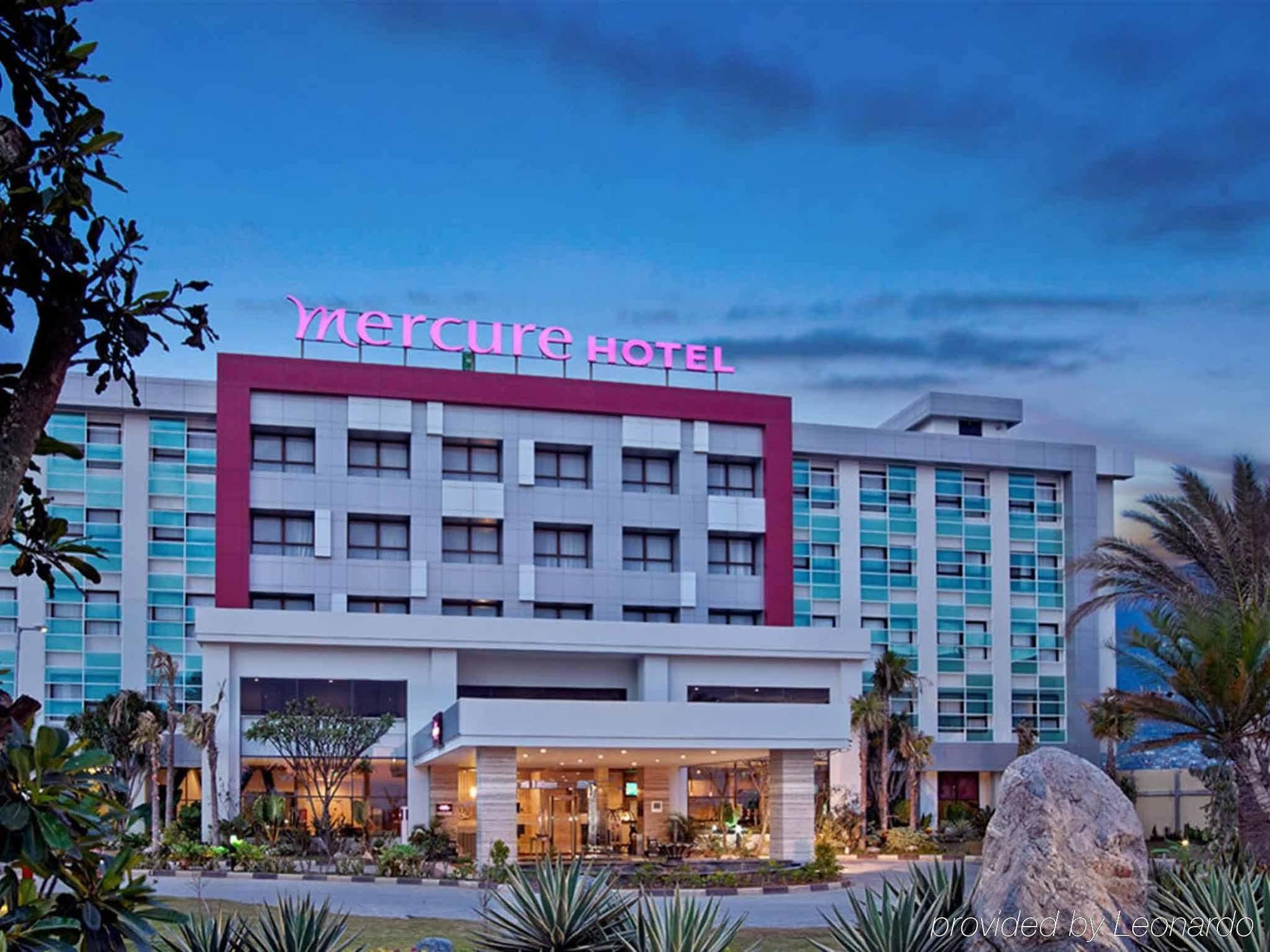 Mercure Palu Extérieur photo