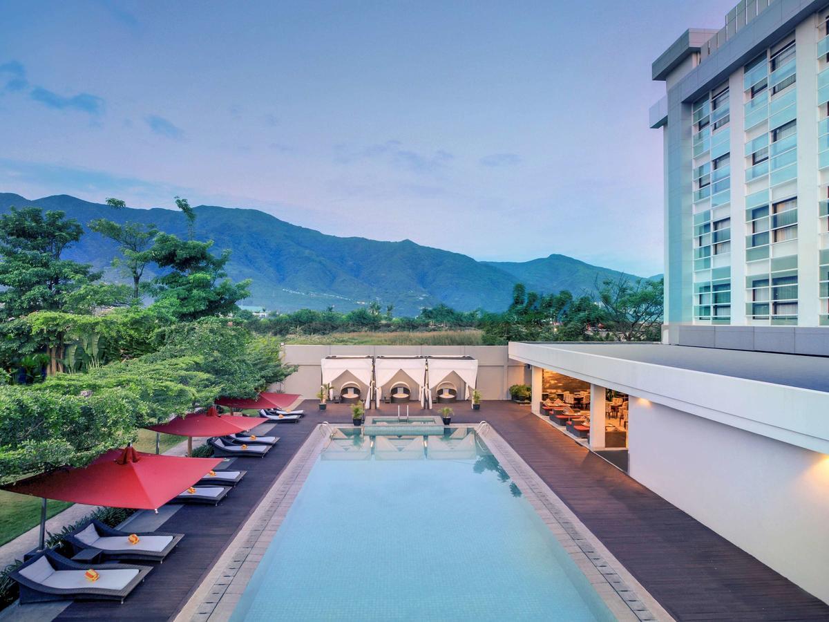 Mercure Palu Extérieur photo