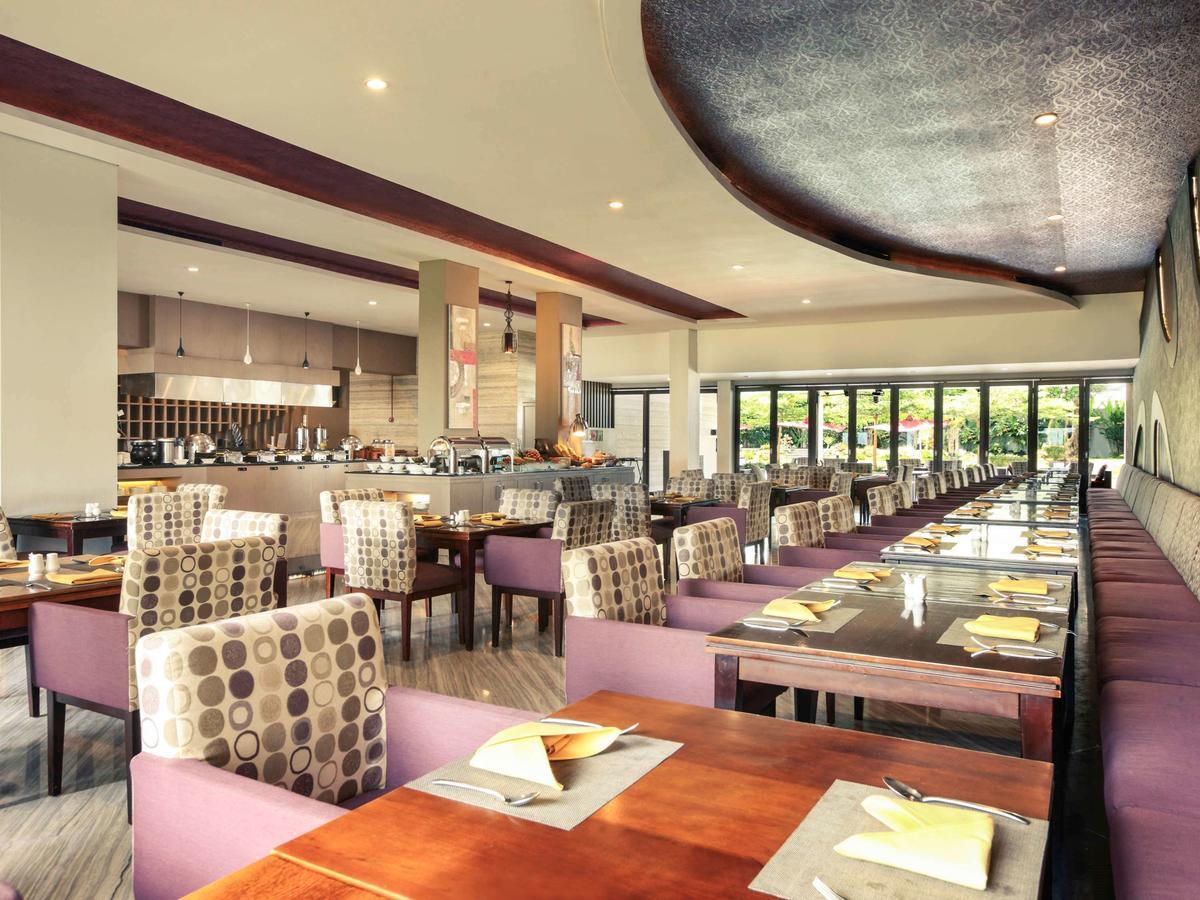 Mercure Palu Extérieur photo