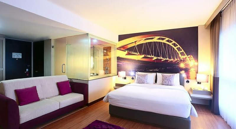 Mercure Palu Extérieur photo